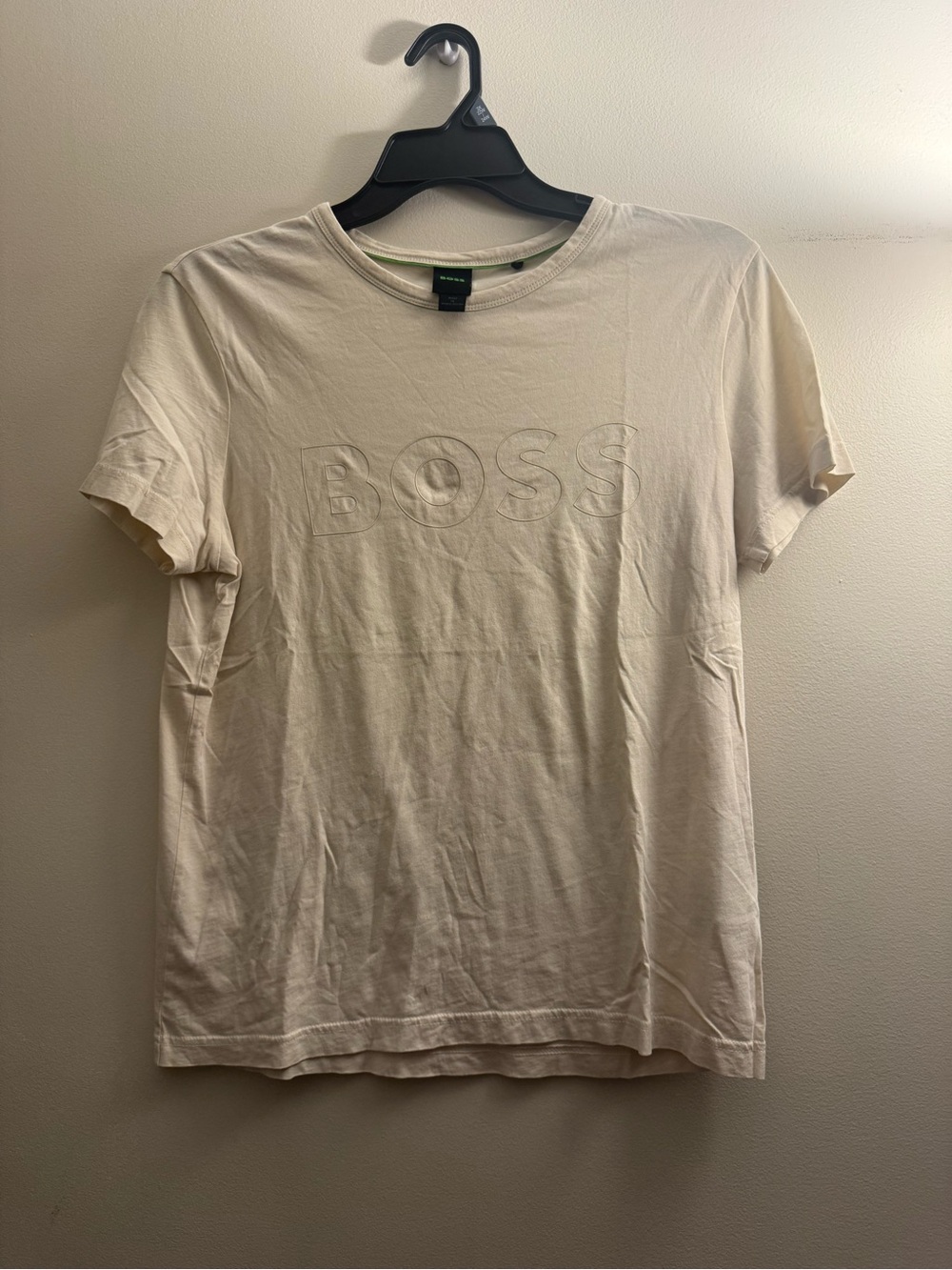 Hugo Boss Men’s Cream Short Sleeve Tee Size: S